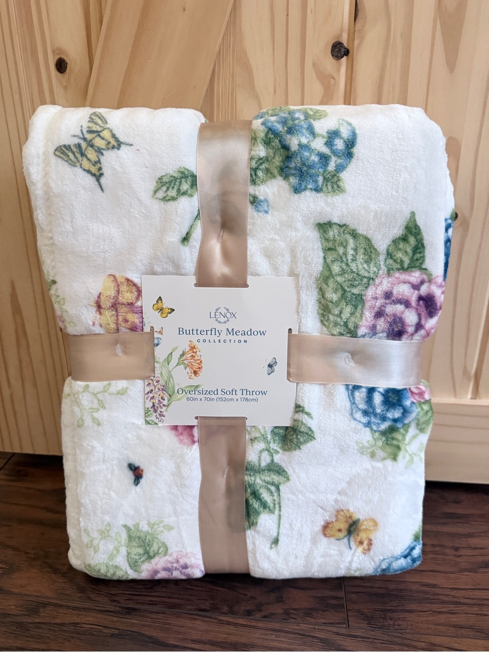 NIP Lenox Butterfly Meadow Throw